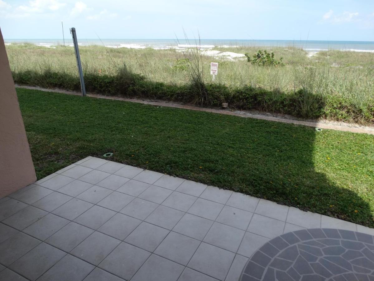 Spanish Main Unit 4- Direct Oceanfront Condo! Коко-Біч Екстер'єр фото