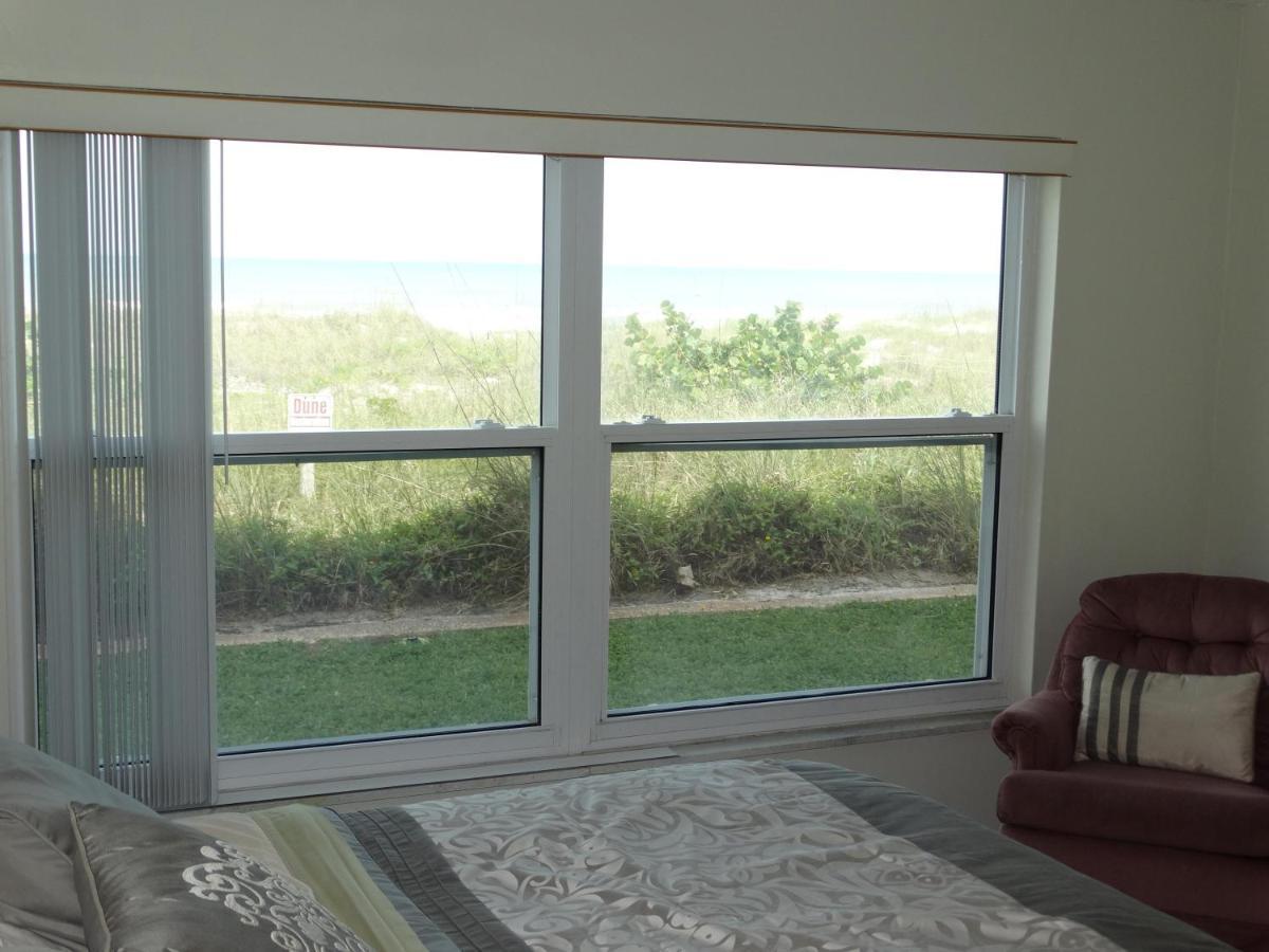 Spanish Main Unit 4- Direct Oceanfront Condo! Коко-Біч Екстер'єр фото