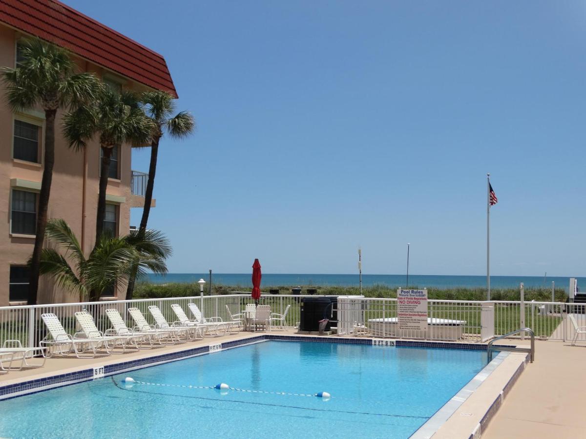 Spanish Main Unit 4- Direct Oceanfront Condo! Коко-Біч Екстер'єр фото