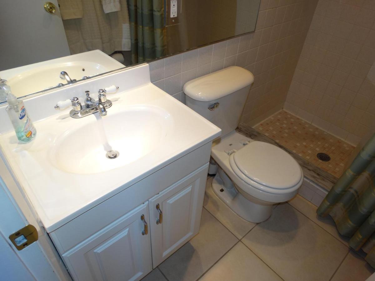 Spanish Main Unit 4- Direct Oceanfront Condo! Коко-Біч Екстер'єр фото